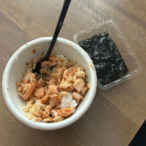 Meet your Posher, Carolina